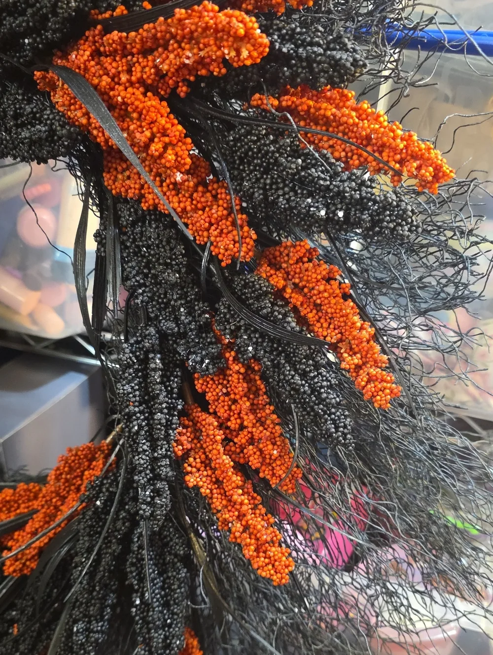HALLLOWEEN BLACK AND ORANGE WREATH